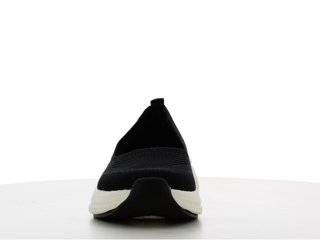 628213 BLK 0018
